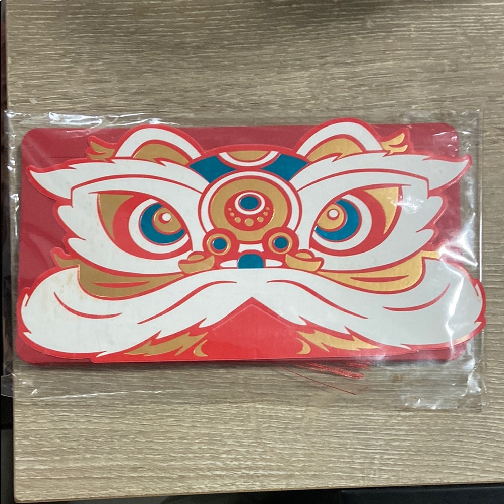 4 x Red and White Dragon Face Red Packets Chinese New Years Envelopes